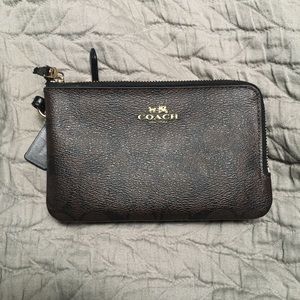Coach double zip wristlet